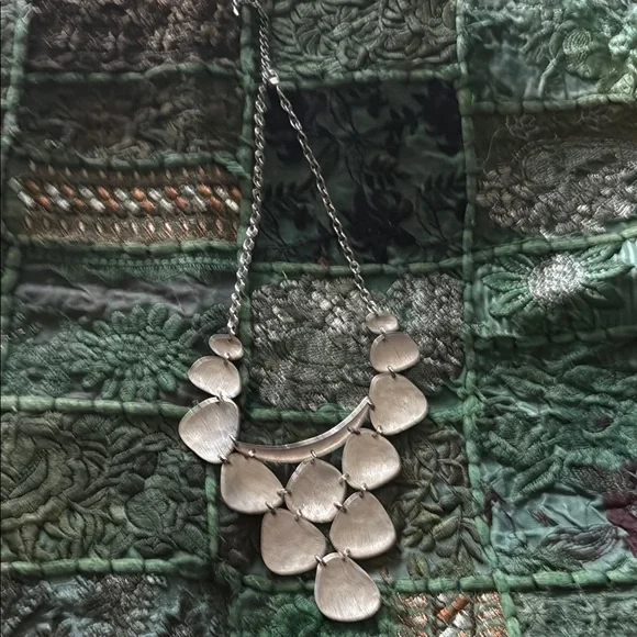 Silver Statement Necklace
Box 2 - Picture 2 of 3